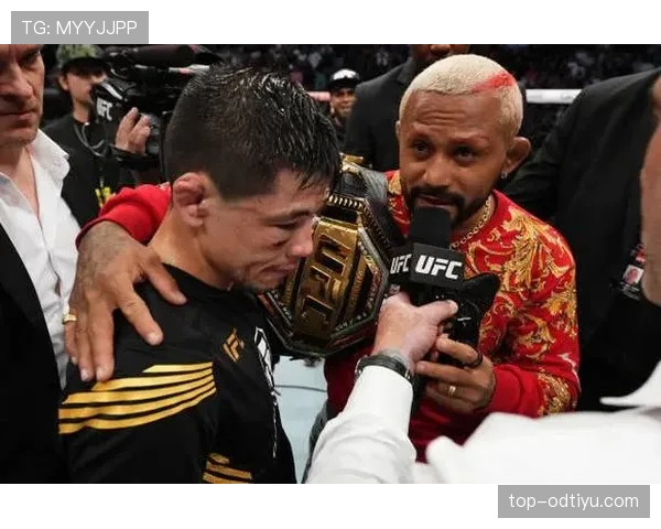 努涅斯与阿尔瓦雷斯的进攻效率差异：终结方式如何影响得分表现