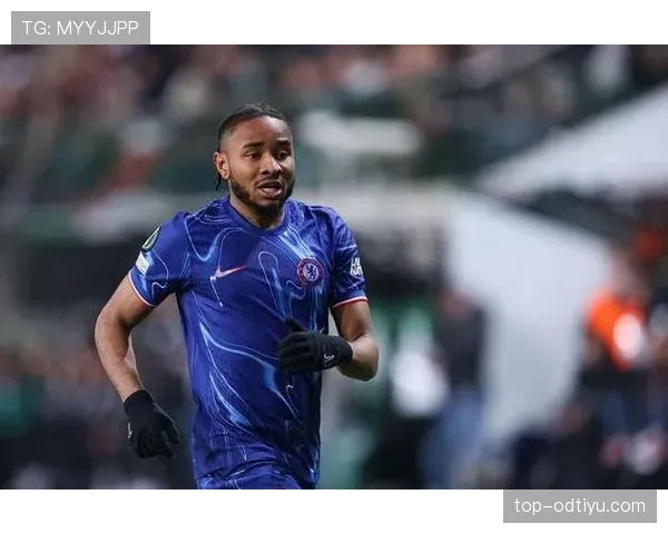 恩昆库生涯转折点解析：伤病与转会如何交织塑造其发展轨迹